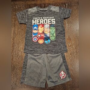 Avengers Boys Outfit Size 5